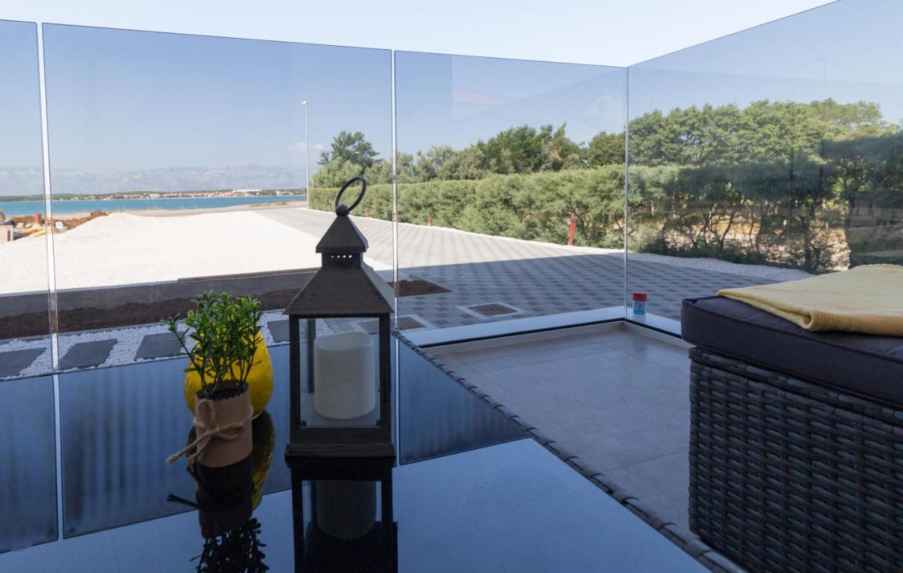Luxury Beachfront Villa Crystal Aenona - By Ta Leut Agency Hoek van Holland Ngoại thất bức ảnh