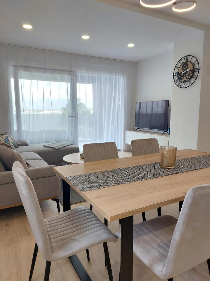 Luxury Beachfront Villa Crystal Aenona - By Ta Leut Agency Hoek van Holland Ngoại thất bức ảnh