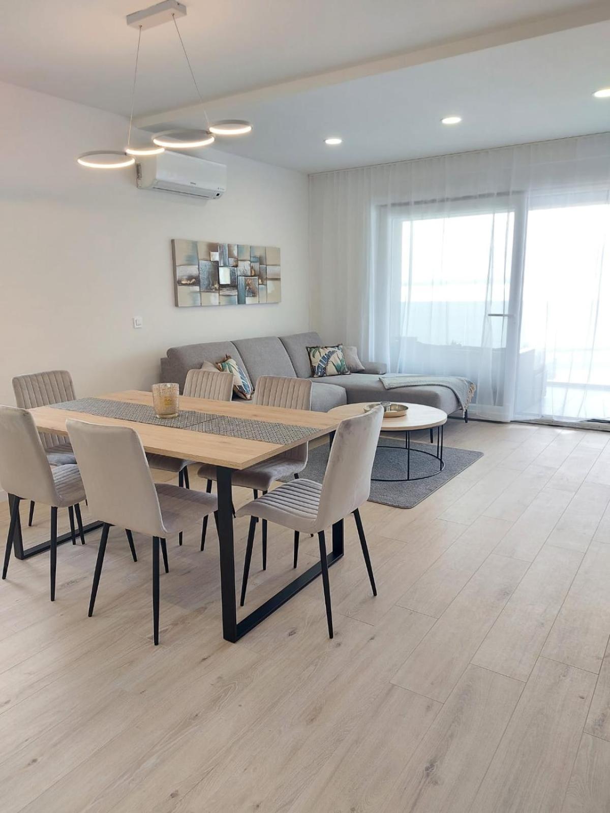 Luxury Beachfront Villa Crystal Aenona - By Ta Leut Agency Hoek van Holland Ngoại thất bức ảnh